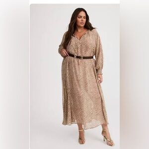 Just Arrived  NWT Leopard  Chiffon Print dress with cami Maxi Dress 2X  🌺🌸🌺